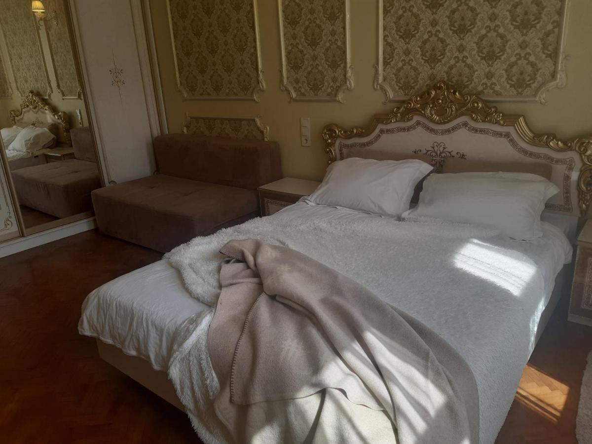 Квартира Возле Оперы 利沃夫 外观 照片